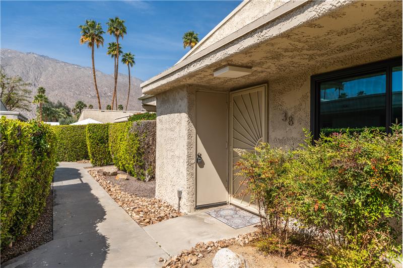 Entry Door with Extra outdoor Closet