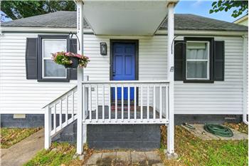 Primary listing photos for listing ID 642157