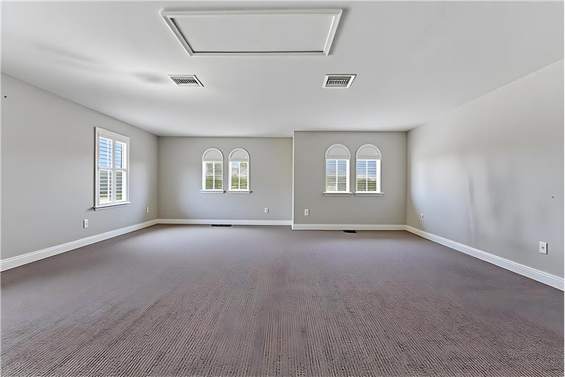 
                            Property Image 81