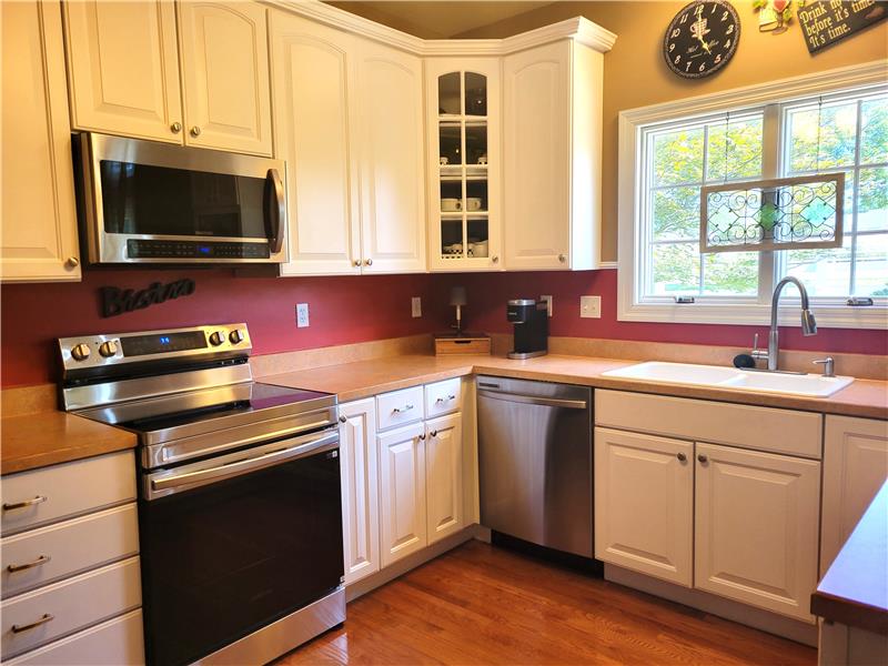 New Stove and dishwasher 8-2025