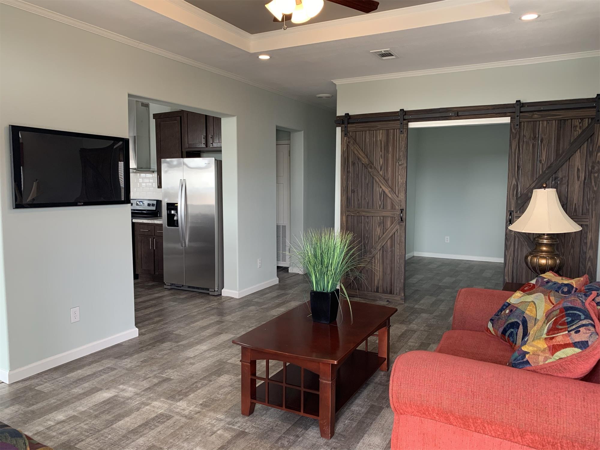 Property pictures of 11213 Mountain Ash Lane, Euless, TX 76040, USA