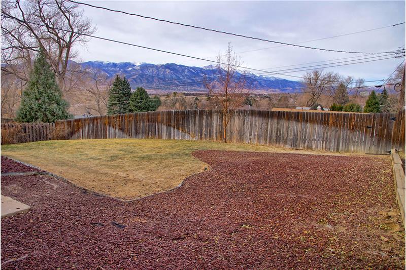 Large backyard (lot goes past the rear fence!)