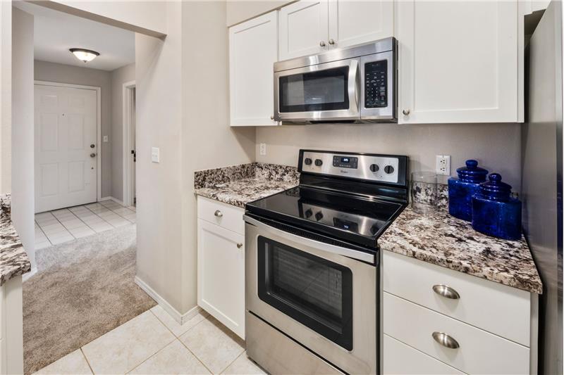 Hood vent over electric range