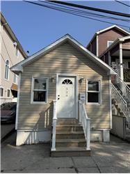 114 Baden Pl, Staten Island, NY