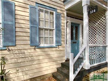 Primary listing photos for listing ID 641898