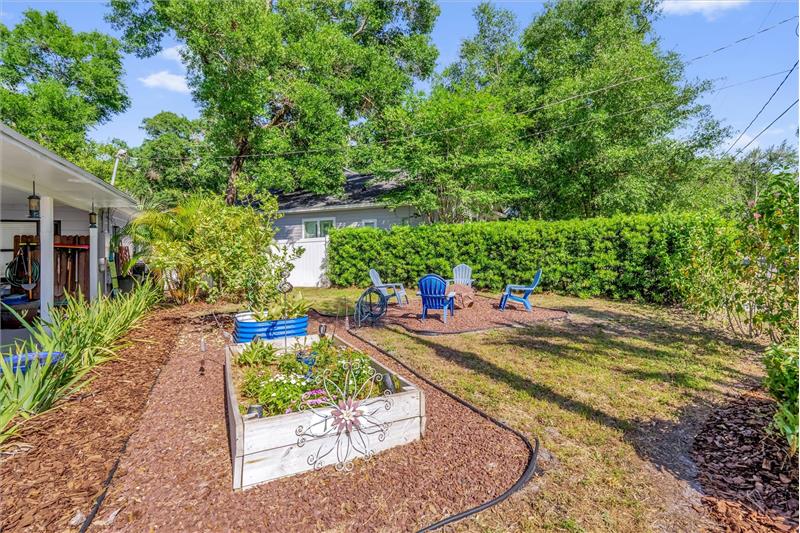 Side Yard Garden and Firepit