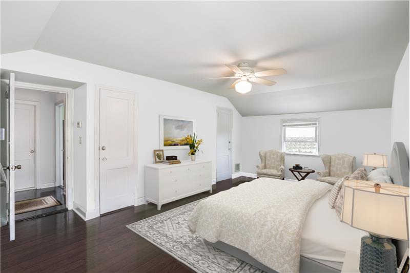 Bright & Spacious Master bedroom with ample closet space 