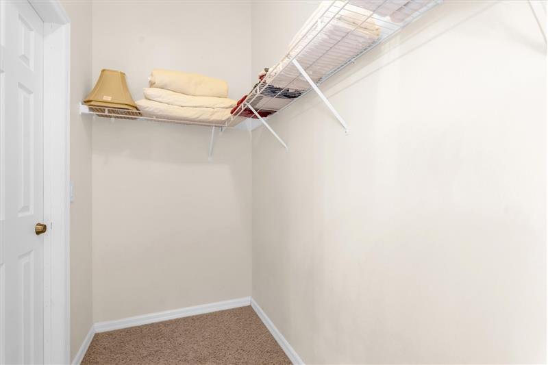 Primary Suite Walk-in Closet