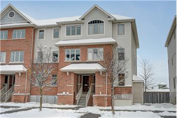 Primary listing photos for listing ID 643739