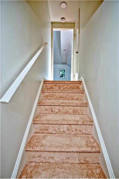 1172 Thomas Road Carpeted Stairs