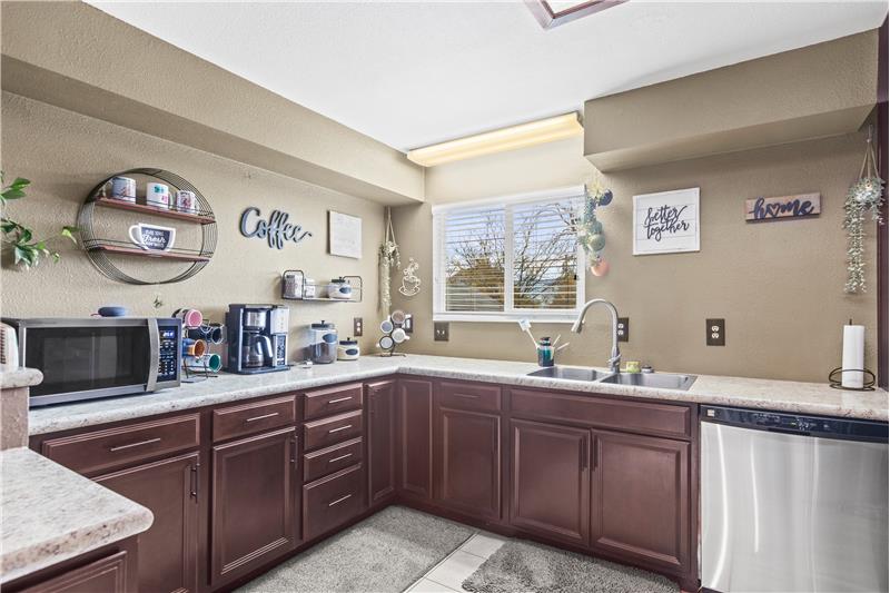 Lots of counter space in new kitchen