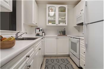 118 Edgemere Rd 11, West Roxbury, MA