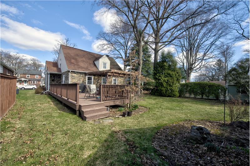 118 Elm Drive - exterior back view