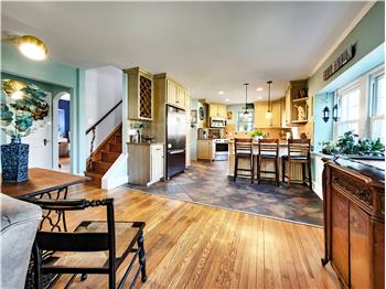 118 Elm Drive - entryway