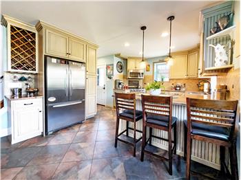 118 Elm Drive - kitchen