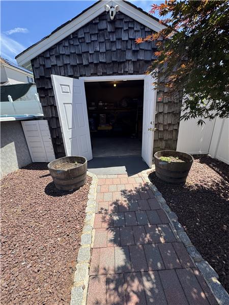 
                            Property Image 145