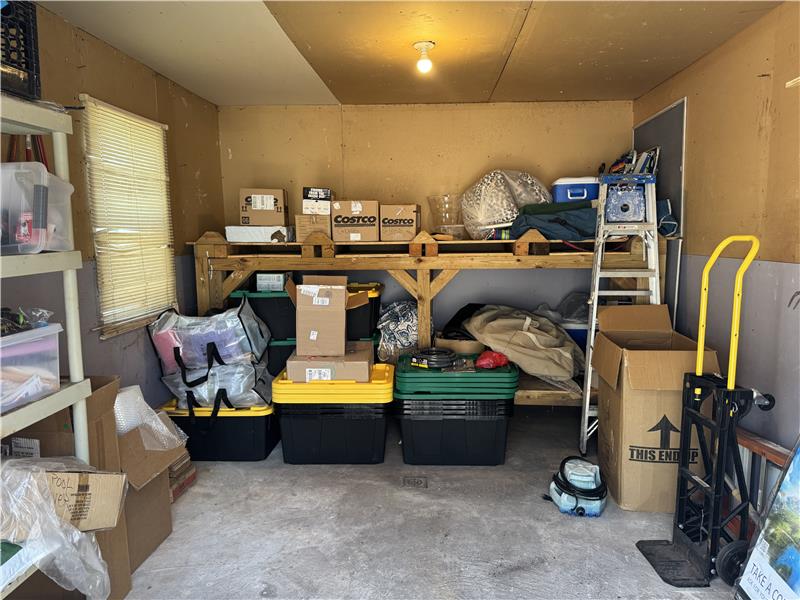 
                            Property Image 151