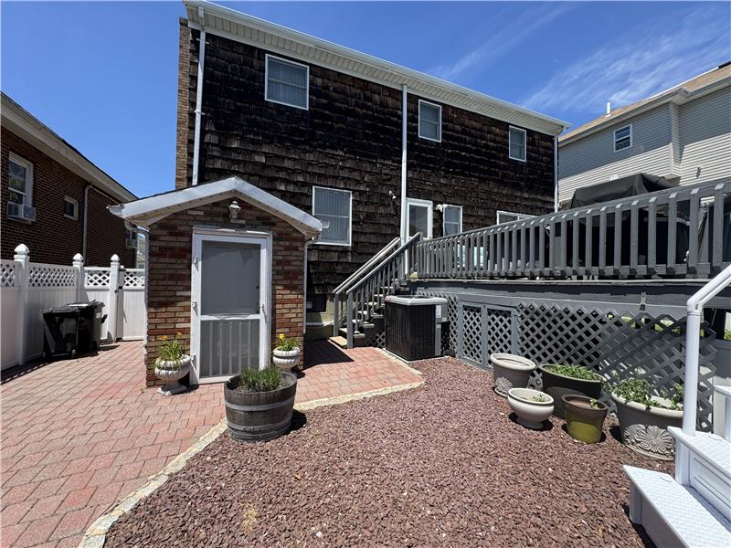 
                            Property Image 138