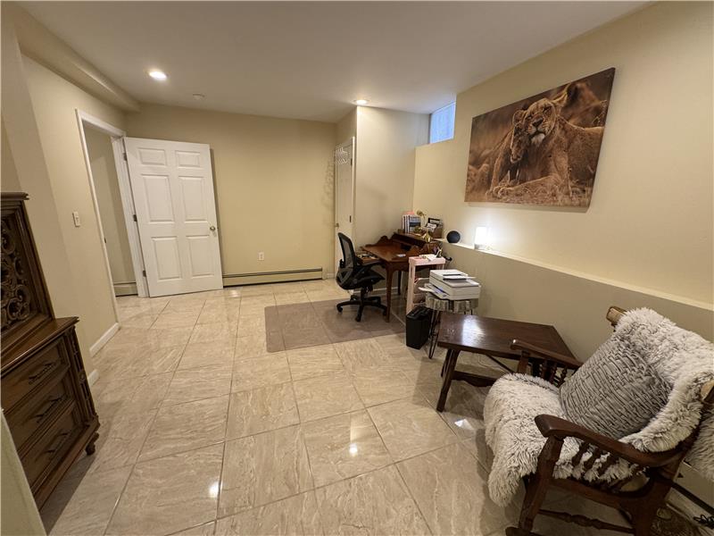 
                            Property Image 88