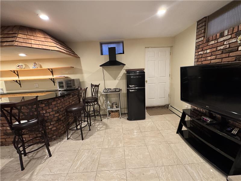 
                            Property Image 90