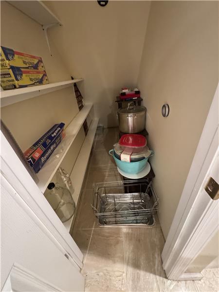 
                            Property Image 103