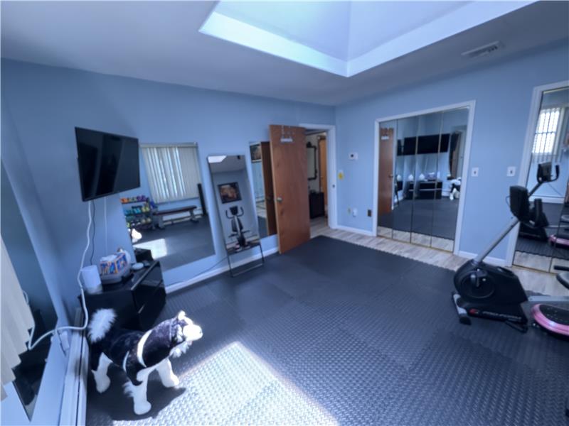 
                            Property Image 64