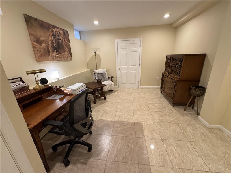 
                            Property Image 86