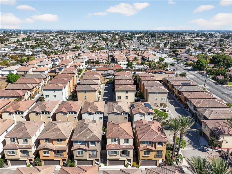 Community Full View of 43 units