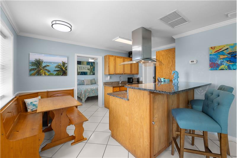 Unit B Kitchen/Dining