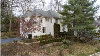 12 Chalous - Exterior front