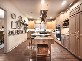 12 Chalous - Kitchen