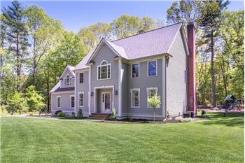 Primary listing photos for listing ID 569570