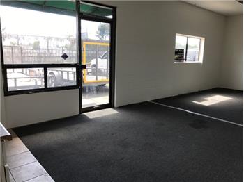 Primary listing photos for listing ID 506606