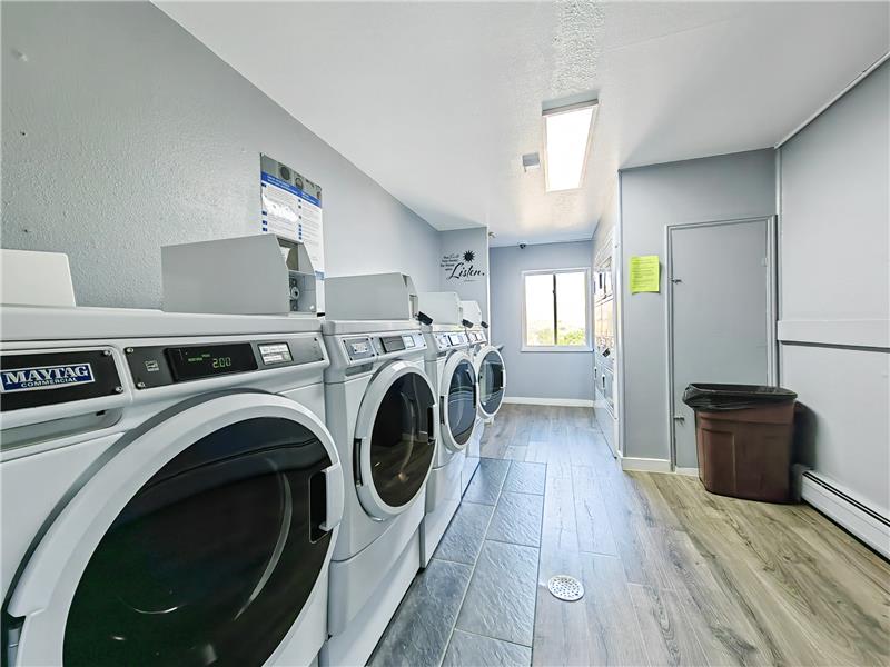 Building-10 Laundry Room