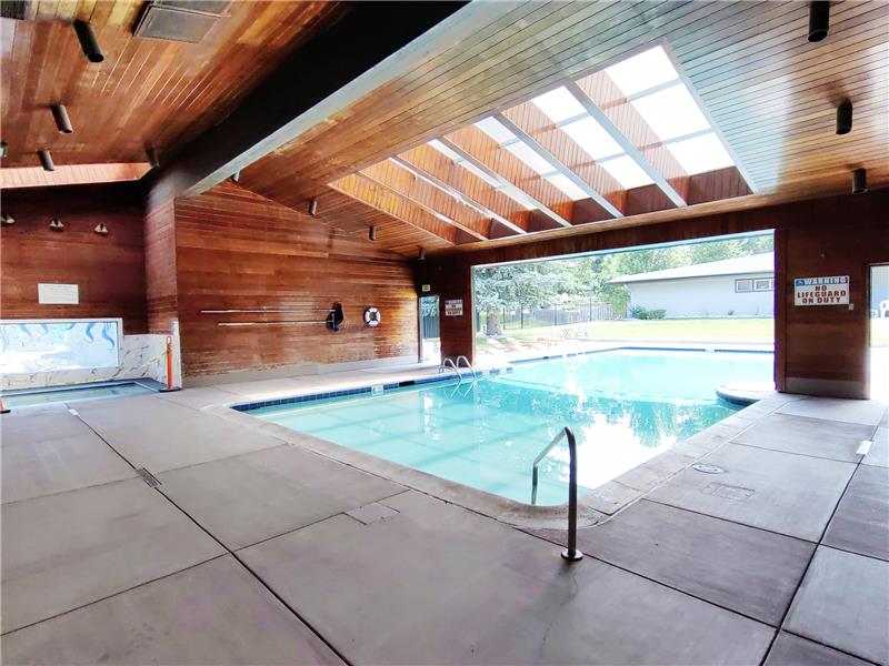Clubhouse Indoor Pools (Hot Tub and Pool)