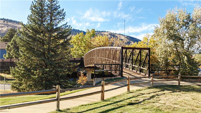 Foot Bridge to Kinney Trail (South of Condo)
