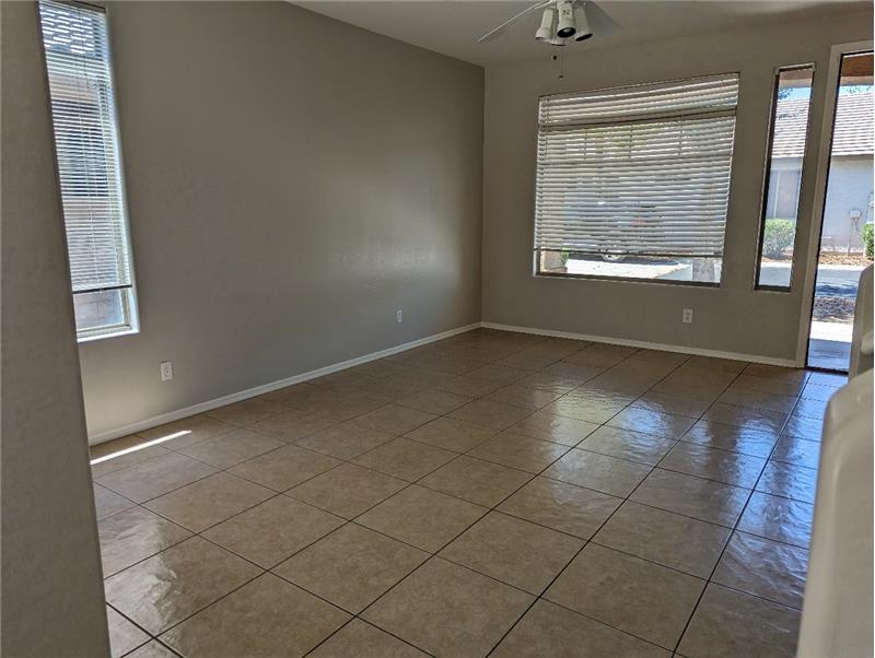 Great room with new blinds