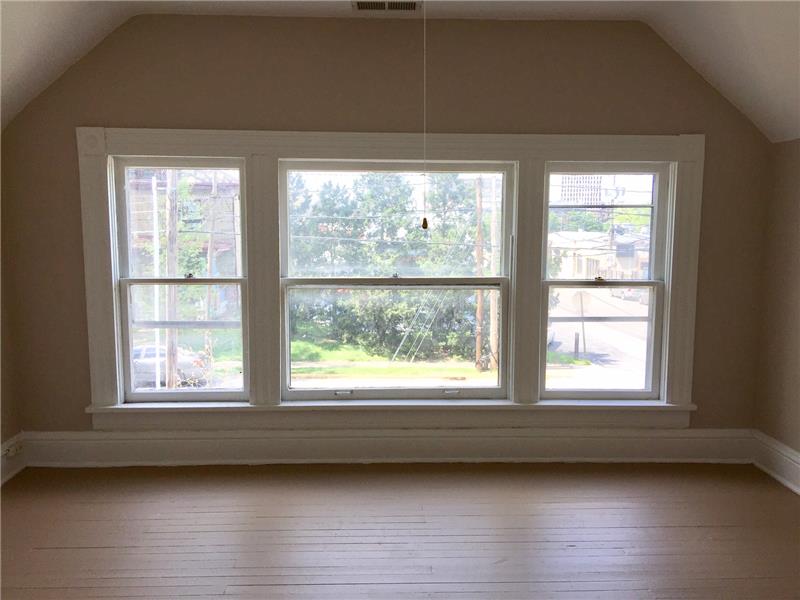 122 Ransom Avenue - Front Bedroom