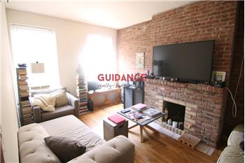 Primary listing photos for listing ID 532403
