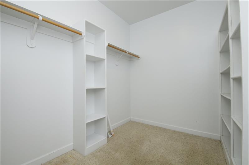 Yessss Large Closet with Built-Ins!