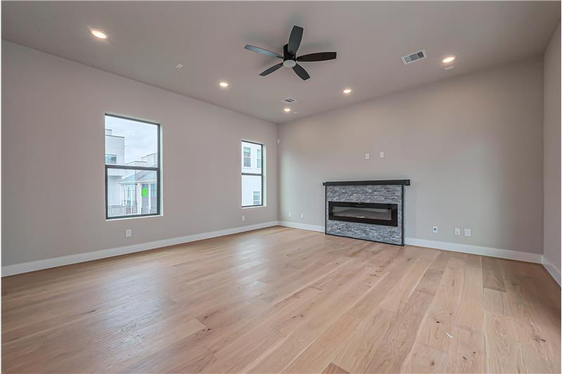 
                            Property Image 74