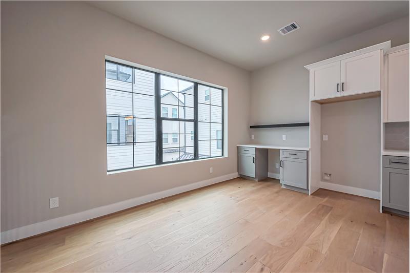 
                            Property Image 82