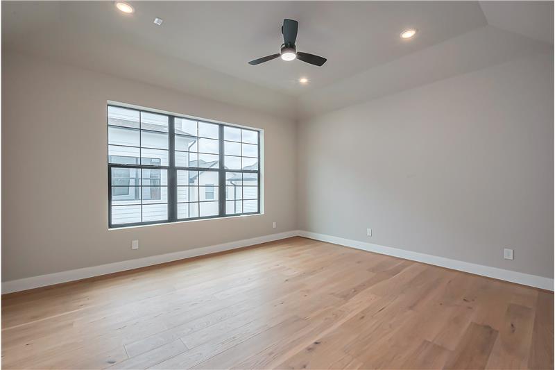 
                            Property Image 101