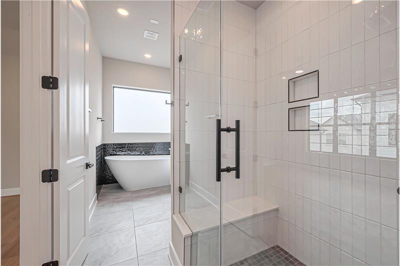 
                            Property Image 106