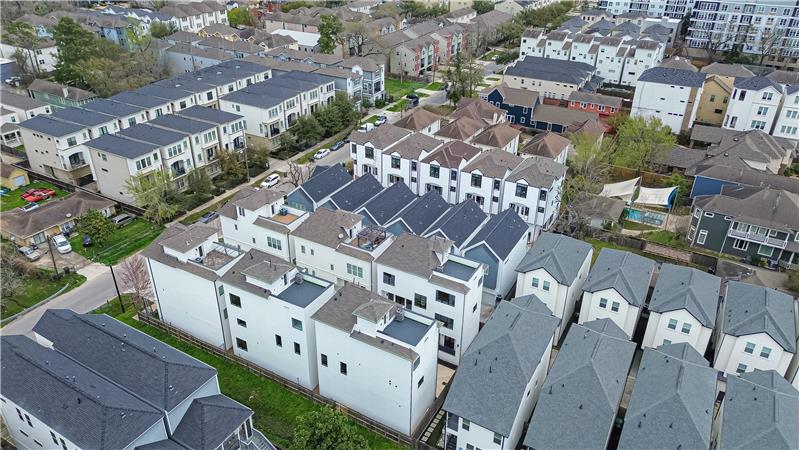 
                            Property Image 122