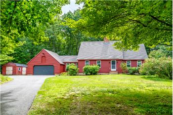 123 Saunders Street, Gardner, MA