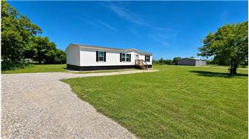 1264 South Agnes Wills Rd, Bruceville, TX