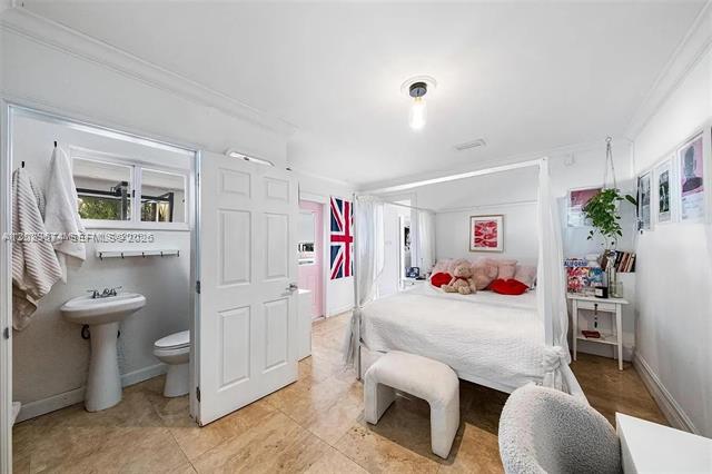 
                            Property Image 54