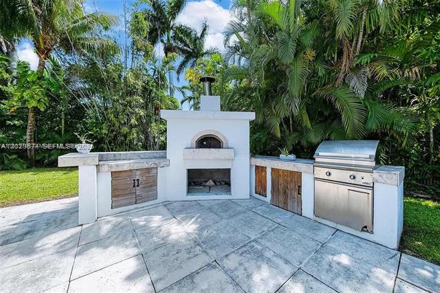 
                            Property Image 71