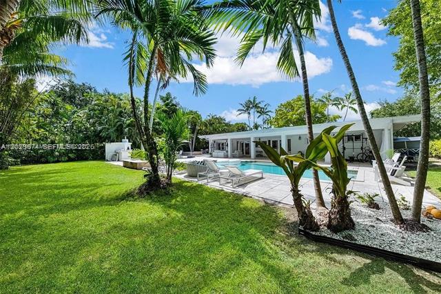 
                            Property Image 76